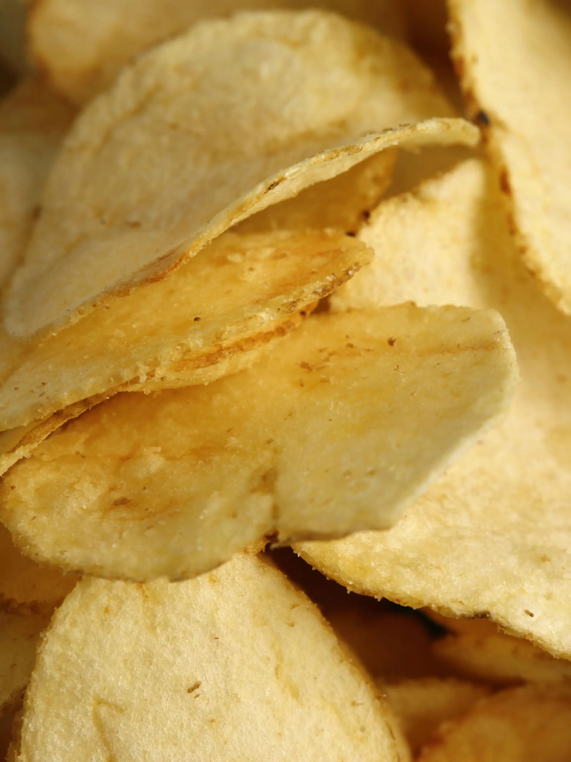 Junk food: Crisps. Photo: Antti Aimo-Koivisto +++(c) dpa - Report+++