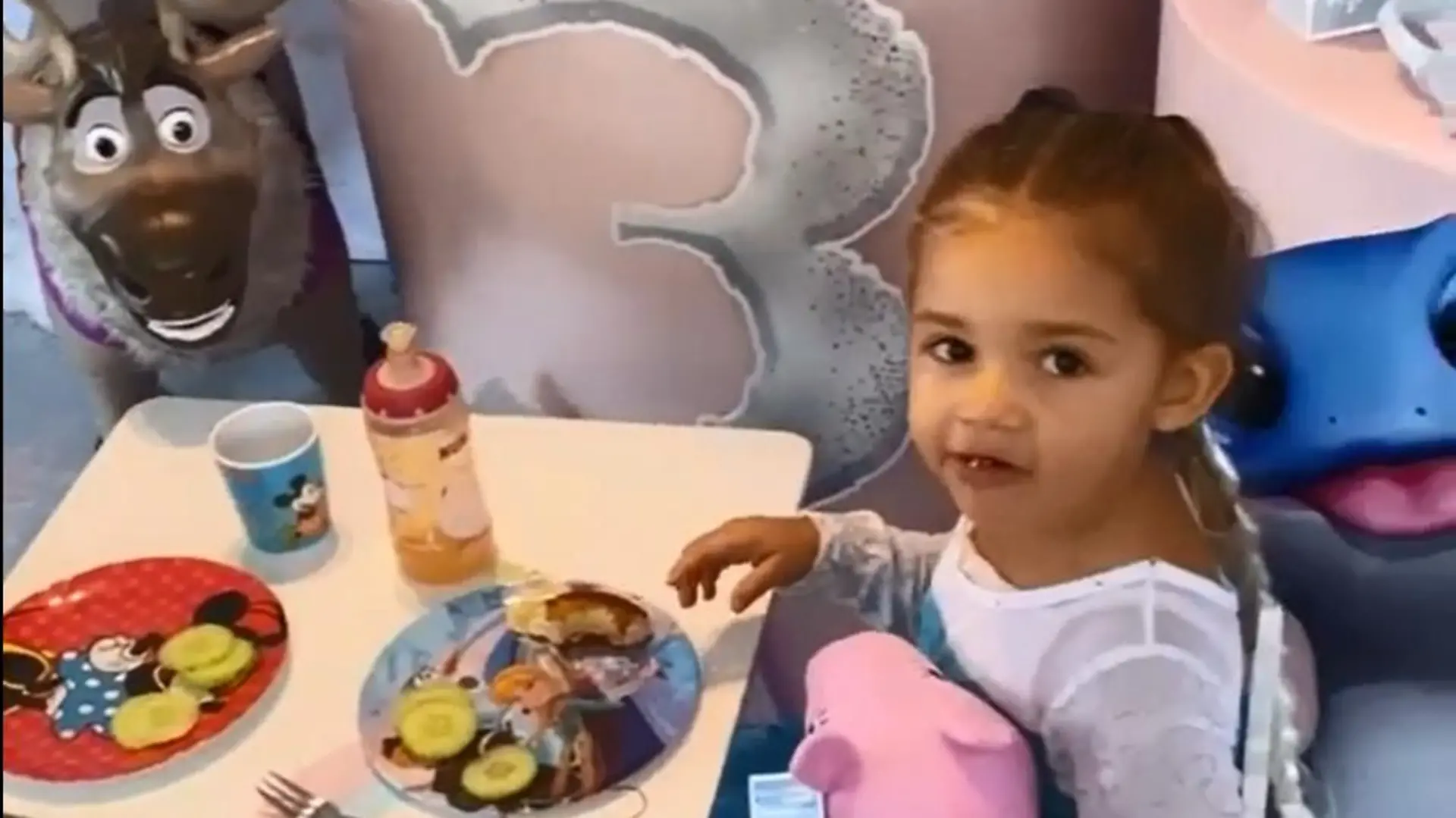 Mia Rose Harrison an ihrem 3. Geburtstag