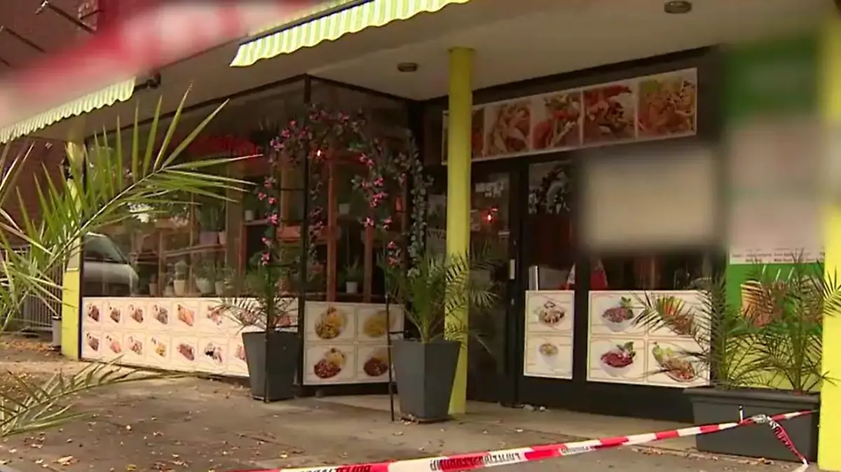 Bad Schwartau: Leblose Frau in Imbiss wurde getötet.