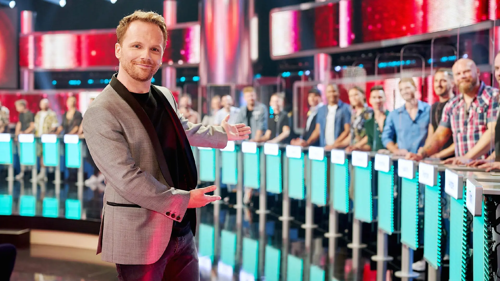 Ralf Schmitz moderiert „Take Me Out – Boys Boys Boys“