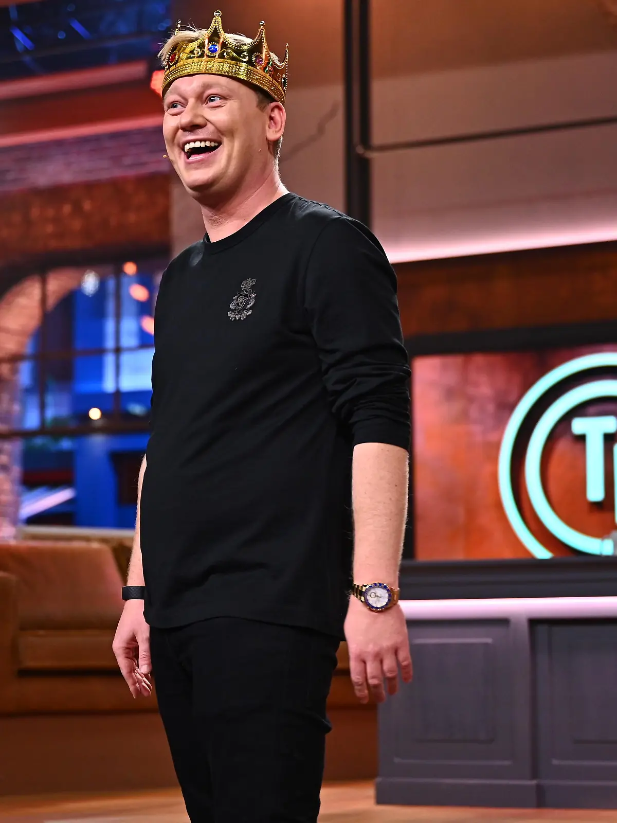 Streaming-Star Knossi zeigt auf TVNOW, was er als Latenight-Show-Moderator draufhat