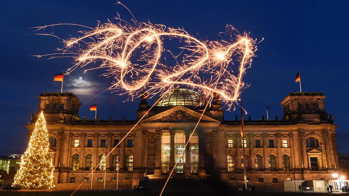Welche Regeln muss man an Silvester im harten Lockdown beachten?