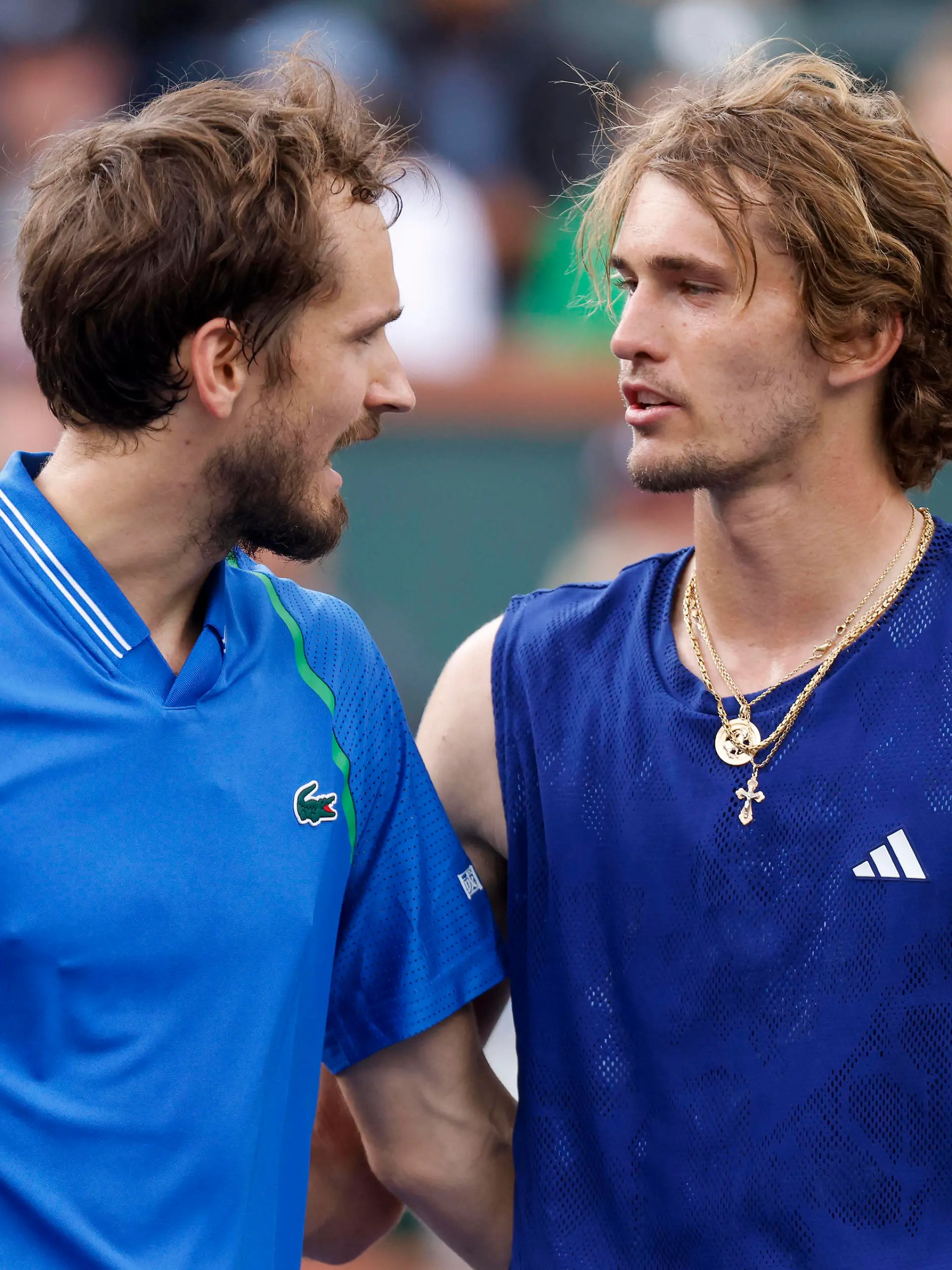 March 14, 2023 Alexander Zverev of Germany congratulates Daniil Medvedev of Russia during the 2023 BNP Paribas Open at Indian Wells Tennis Garden in Indian Wells, California. Mandatory Photo Credit: /CSM Indian Wells United States of America - ZUMAc04_ 20230314_zaf_c04_108 Copyright: xCharlesxBausx