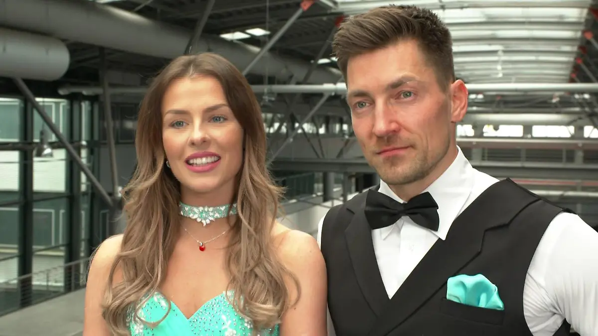 Patricija und Philipp versuchen, sich voll und ganz auf ihre Leistung zu konzentrieren und sich nicht ablenken zu lassen.