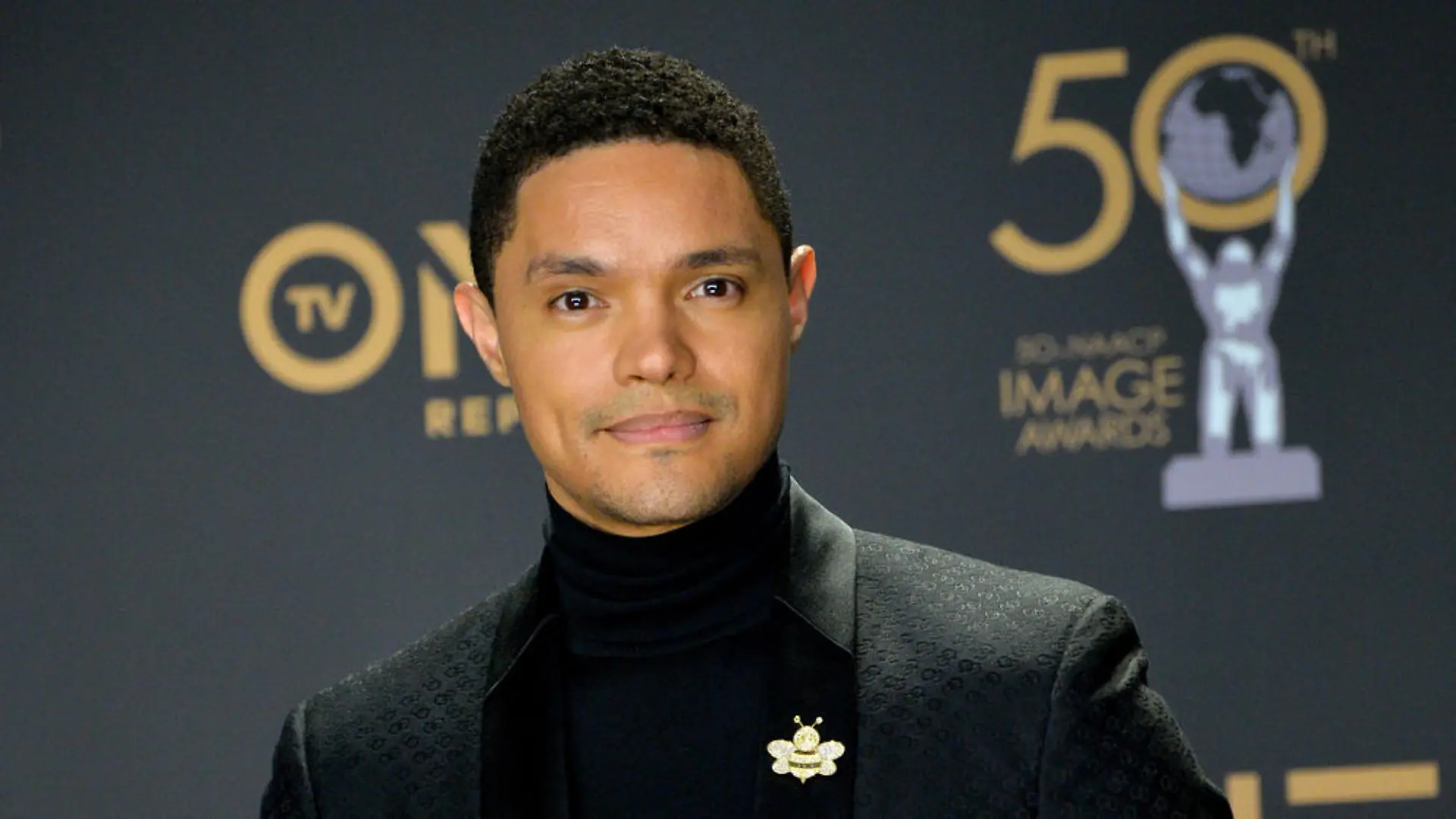 Comedian Trevor Noah moderiert die Grammy Awards 2021