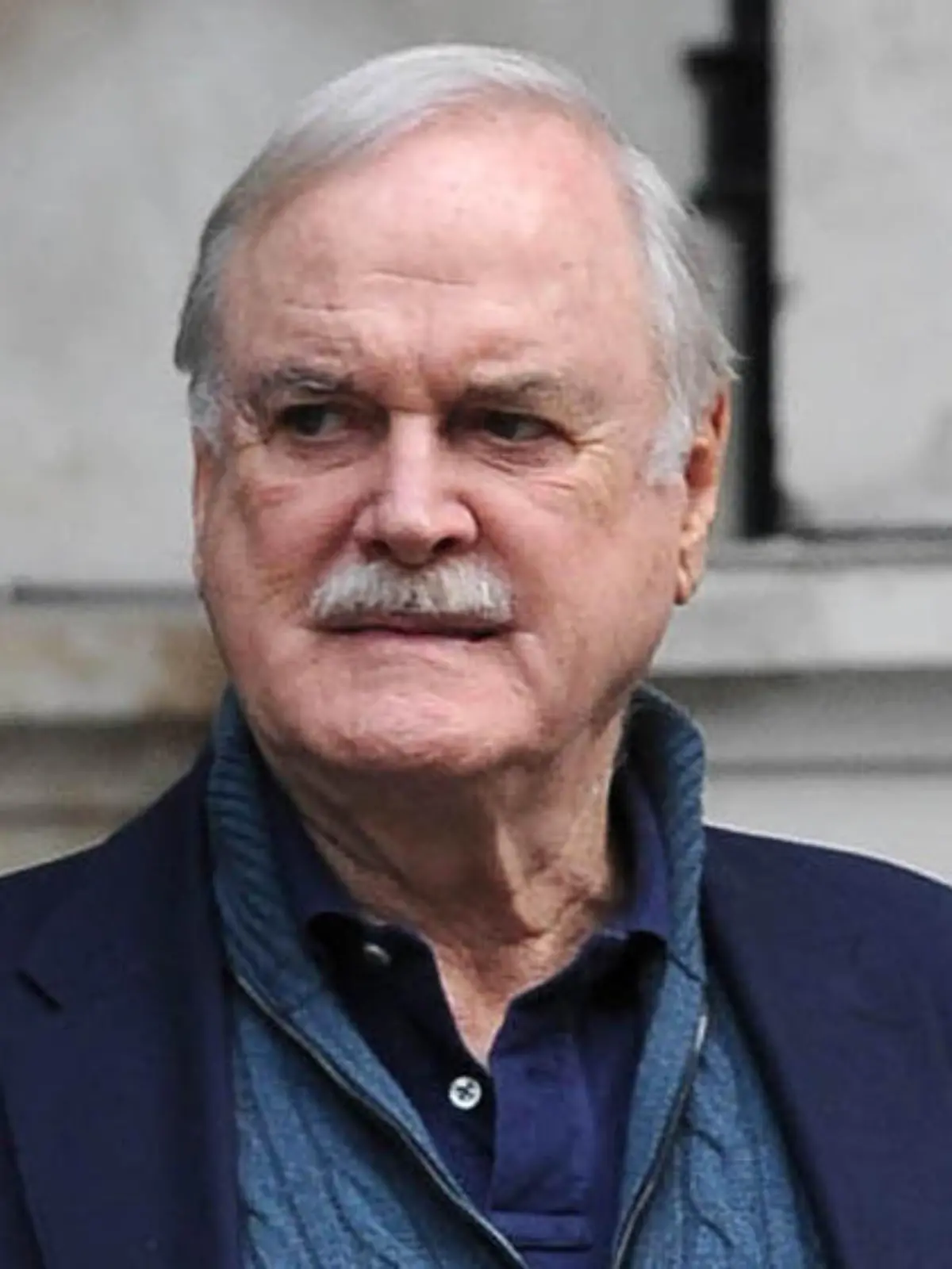 Ärger um John Cleese: "Monty Python"-Star äußert sich transphob