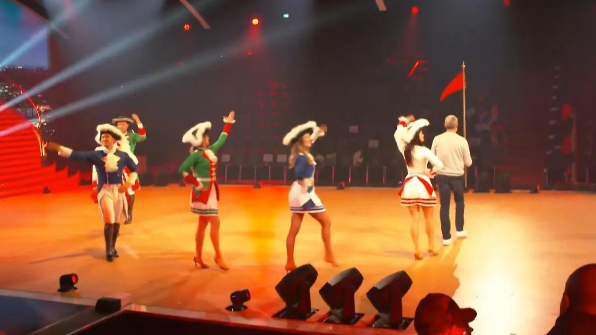 Joachim Llambi hat sich für sein Tanzteam etwas ganz Besonderes ausgedacht.