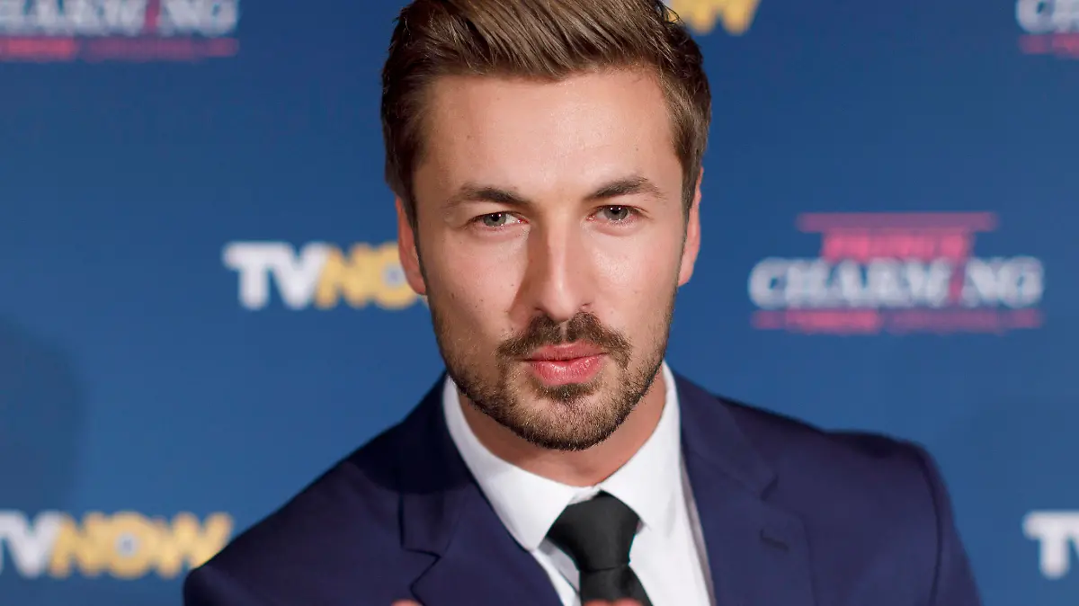 Nicolas Puschmann bei der Premiere der TVNOW Gay-Dating-Show Prince Charming in Hennes Terrasse am Mauritiuswall. Köln, 29.10.2019 *** Nicolas Puschmann at the premiere of the TVNOW Gay Dating Show Prince Charming in Hennes Terrasse am Mauritiuswall Cologne, 29 10 2019 Foto:xC.xHardtx/xFuturexImage