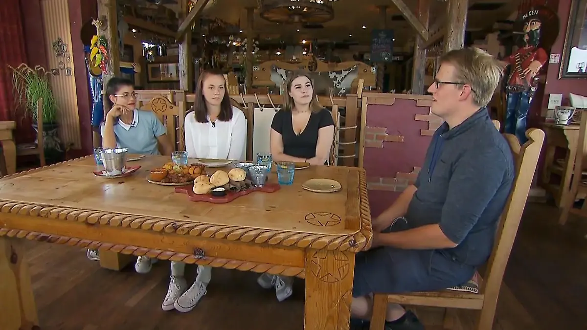 Bei einer Dame hat Bauer Simon kein gutes Bauchgefühl Fehlgriff bei „Bauer sucht Frau“