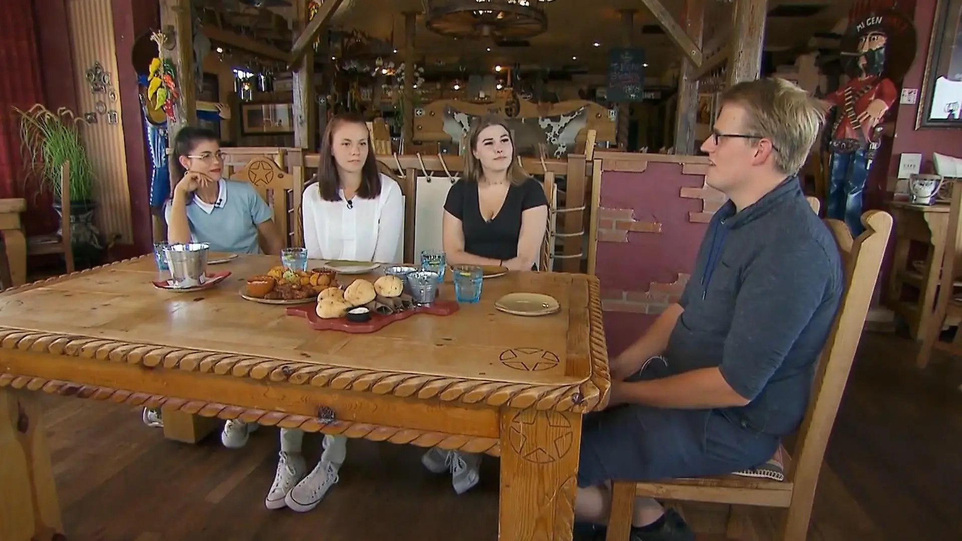 Bei einer Dame hat Bauer Simon kein gutes Bauchgefühl Fehlgriff bei „Bauer sucht Frau“