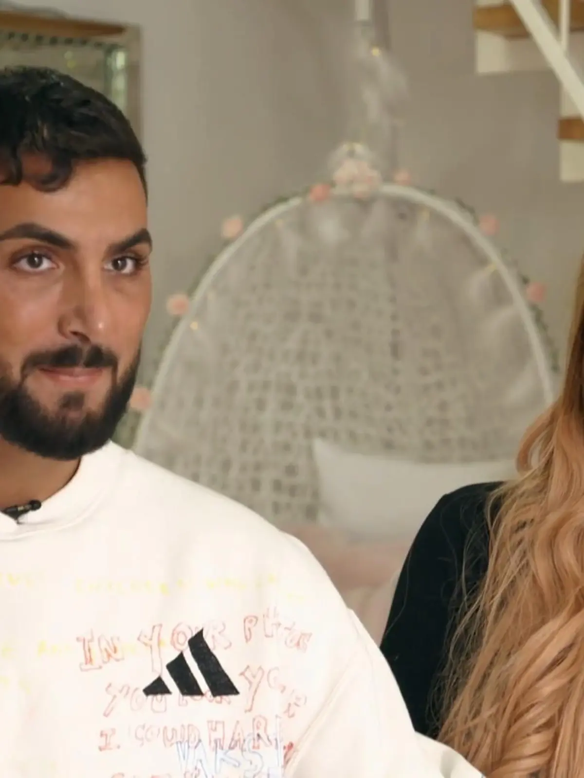 Bild zu: "Lisha und Lou sind seit 10 Jahren ein Paar"