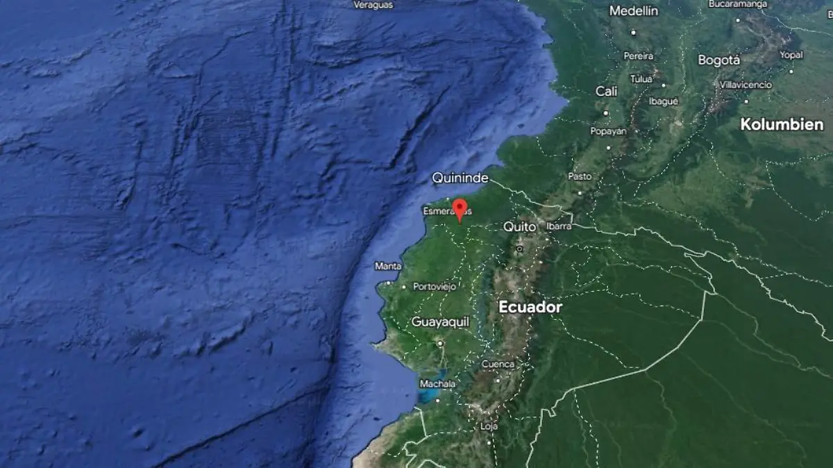 Eine Karte von Google Earth, auf der die Stadt Quininde in Ecuador zu sehen ist.