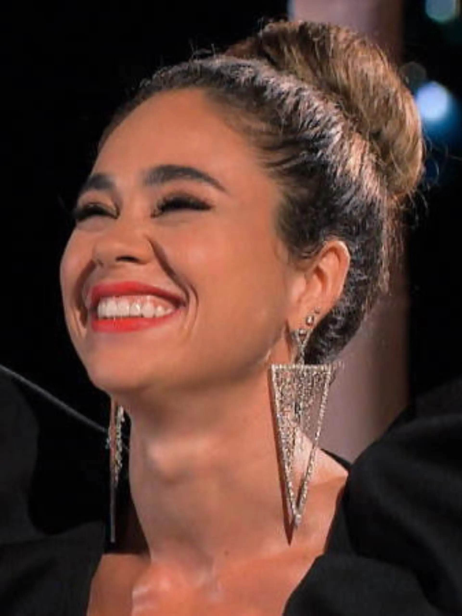 Bachelorette Melissa kriegt sich wegen des Namen-Fails bei der 5. Rosenvergabe nicht mehr ein.