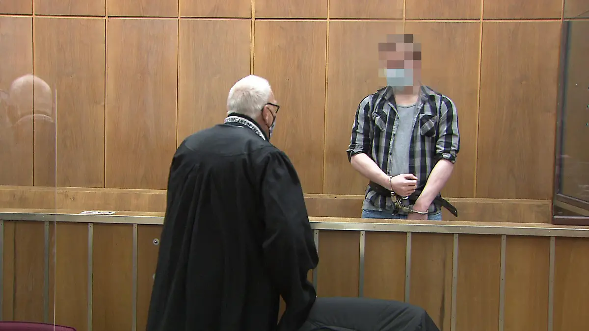 Der Angeklagte Dennis M. vor dem Landgericht Hannover