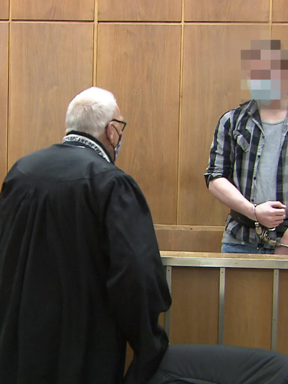 Der Angeklagte Dennis M. vor dem Landgericht Hannover