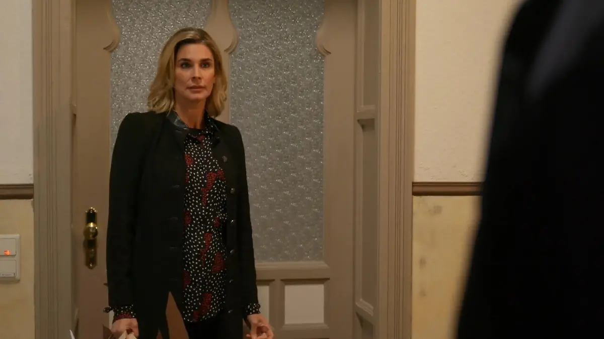Eva macht einen Schritt auf Till zu „Unter uns“-Folge vom 24.11.2020