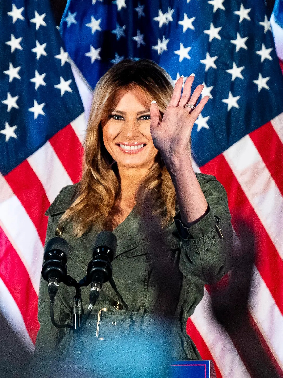  October 27, 2020, Atglen, Pennsylvania, USA: First Lady MELANIA TRUMP speaking at a rally for her husband Donald Trump for president at The Barn at Stoneybrooke. Atglen USA - ZUMAb161 20201027_zap_b161_016 Copyright: xMichaelxBrochsteinx