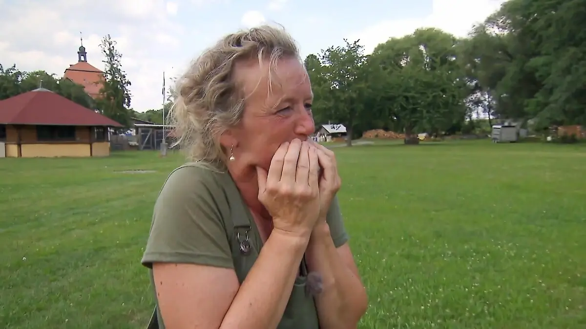 Steffi zittert um ihren Lutz Highland-Games bei "Bauer sucht Frau"