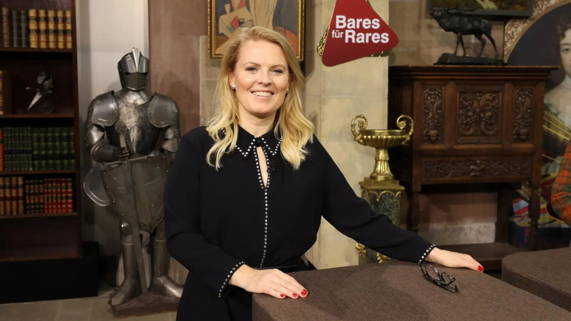"Bares für Rares": Patricia Kellys Tasche hat es den Händlern angetan