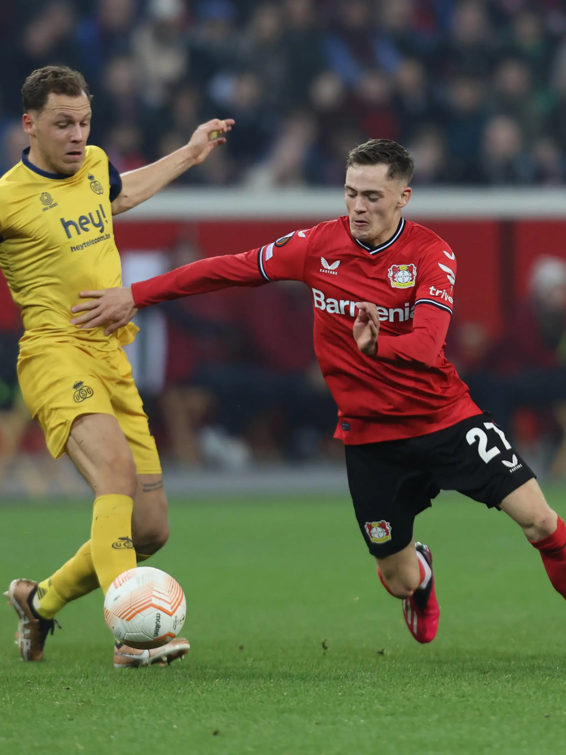 Senne Lynen Saint-Gilloise, Florian Wirtz Bayer04, UEFA Europa League, Leverkusen, Deutschland, 13.04.2023, Europa League, Viertelfinale, Hinspiel, Bayer 04 Leverkusen vs Union Saint-Gilloise. *** Senne Lynen Saint Gilloise , Florian Wirtz Bayer04 , UEFA Europa League, Leverkusen, Germany, 13 04 2023, Europa League, Quarterfinals, First leg, Bayer 04 Leverkusen vs Union Saint Gilloise.