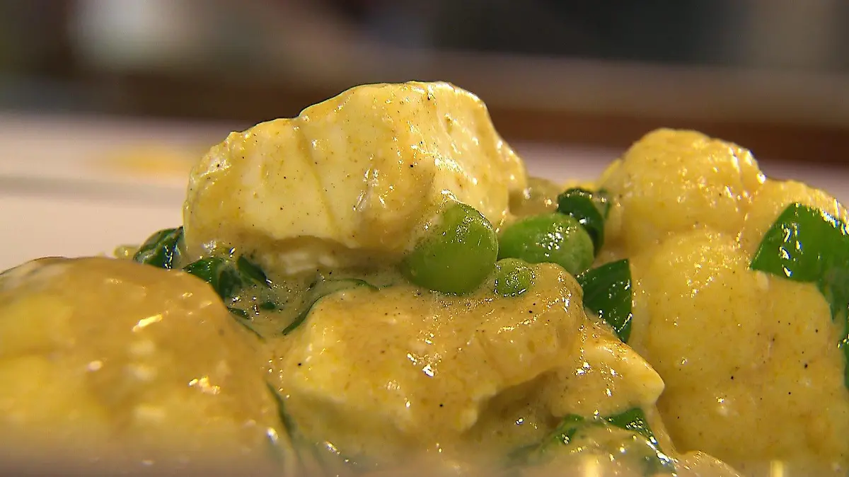 Blumenkohlcurry mit Schafskäse
