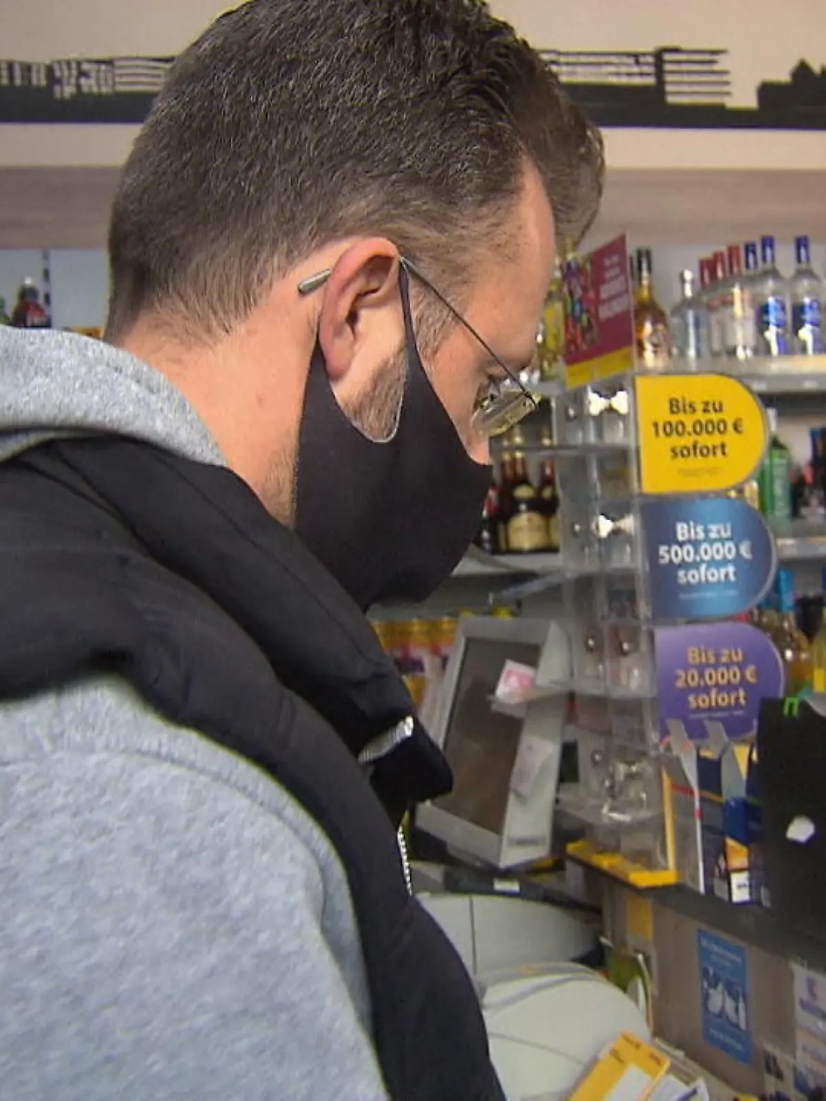 Bild zu: "Kioskbesitzer macht sich strafbar"