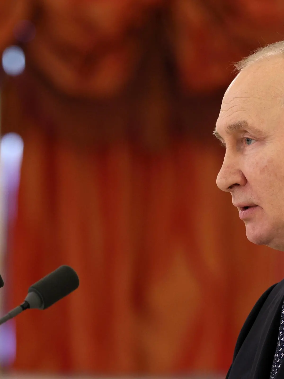 Russia Putin Ambassadors 8405195 05.04.2023 Russian President Vladimir Putin delivers a speech during a ceremony to receive credentials from foreign ambassadors at the Alexander Hall of the Grand Kremlin Palace in Moscow, Russia. Gavriil Grigorov / Sputnik Moscow Russia PUBLICATIONxINxGERxSUIxAUTxONLY Copyright: xGavriilxGrigorovx