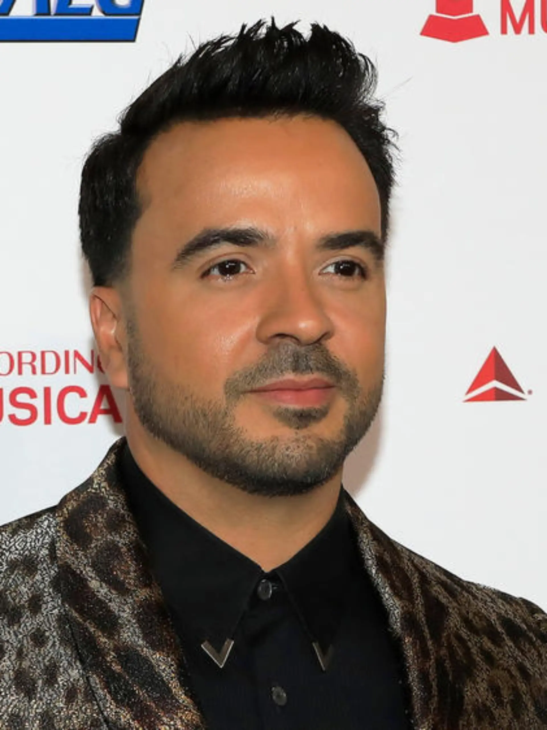 Luis Fonsi verliert YouTube-Rekord an Kinderlied "Baby Shark"