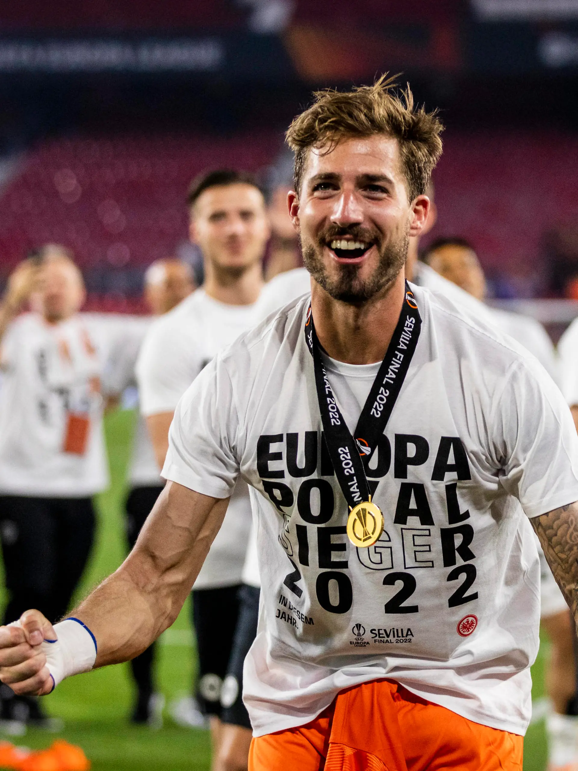  Schlussjubel: Torwart Kevin Trapp FRA Eintracht Frankfurt - Glasgow Rangers 18.05.2022, Fussball Saison 2021/22 Foto: Moritz Müller *** Final cheer goalkeeper Kevin Trapp FRA Eintracht Frankfurt Glasgow Rangers 18 05 2022, football season 2021 22 Photo Moritz Müller