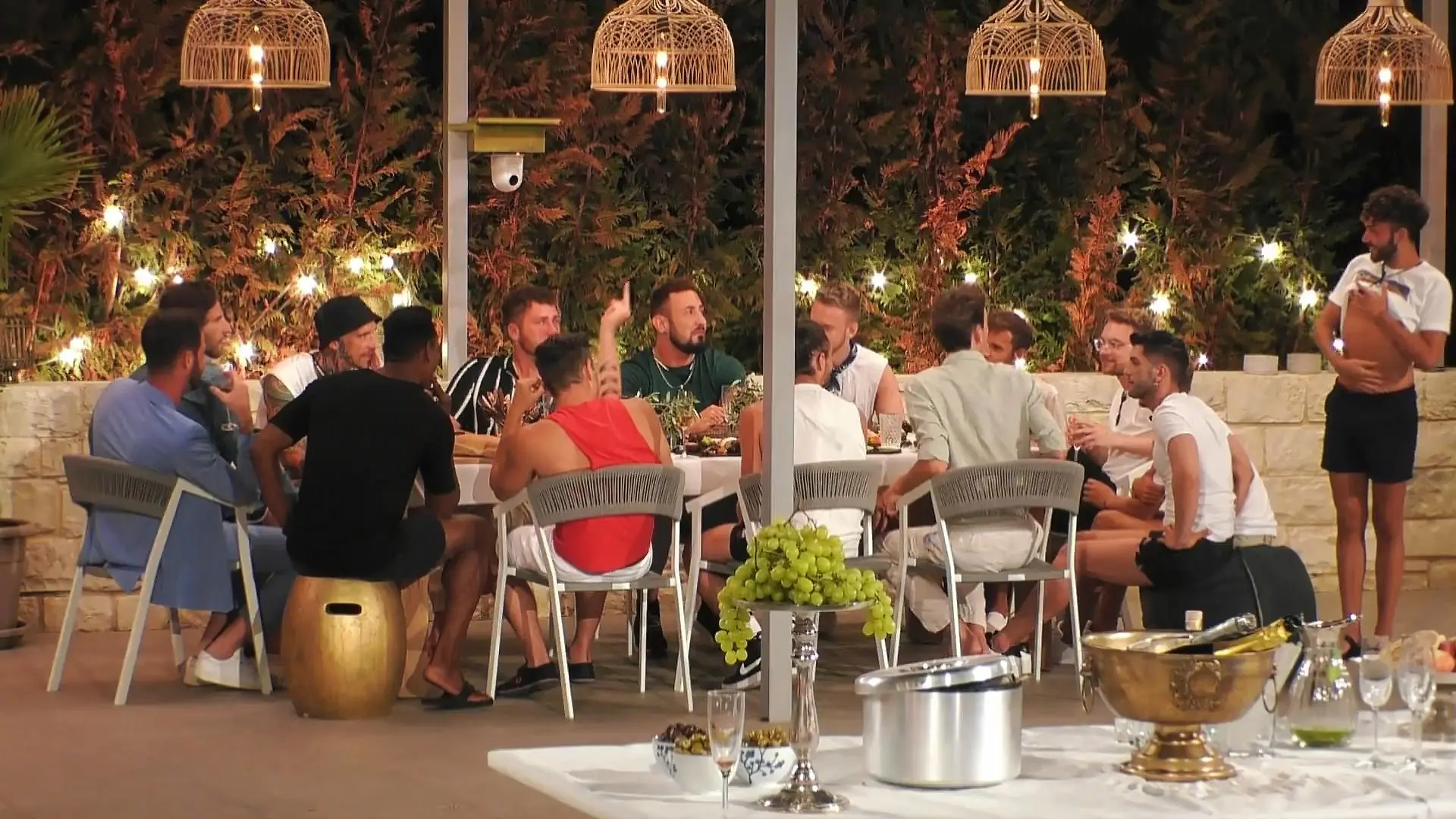 Fieses Bodyshaming beim Abendessen Eklat bei "Prince Charming"
