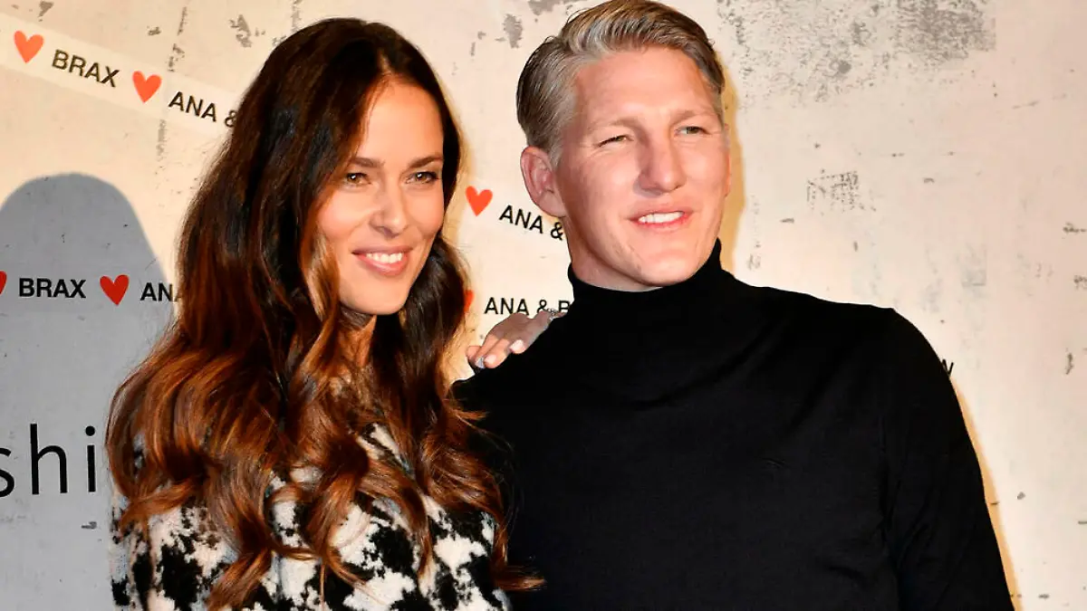 "Großartig": Bastian Schweinsteiger schwärmt von Laudatio seiner Frau