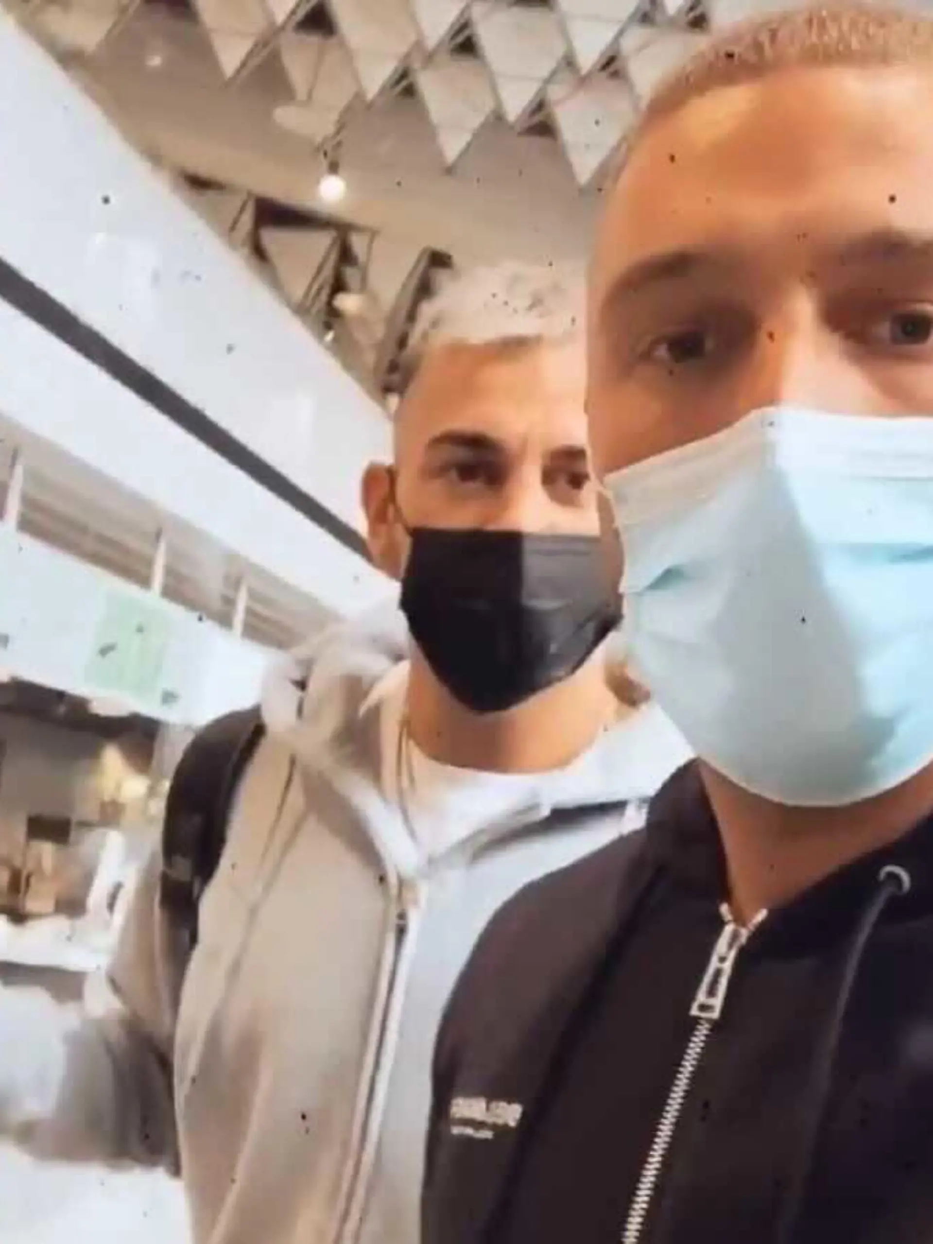 Serkan und Filip haben ihre Follower geprankt.