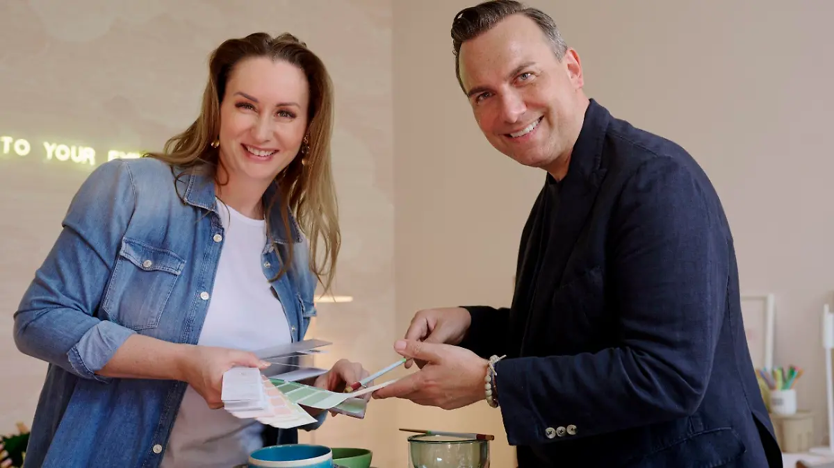 Tim Raue mit seiner Frau Katharina.
Die Verwendung des sendungsbezogenen Materials ist nur mit dem Hinweis und Verlinkung auf RTL+ gestattet.