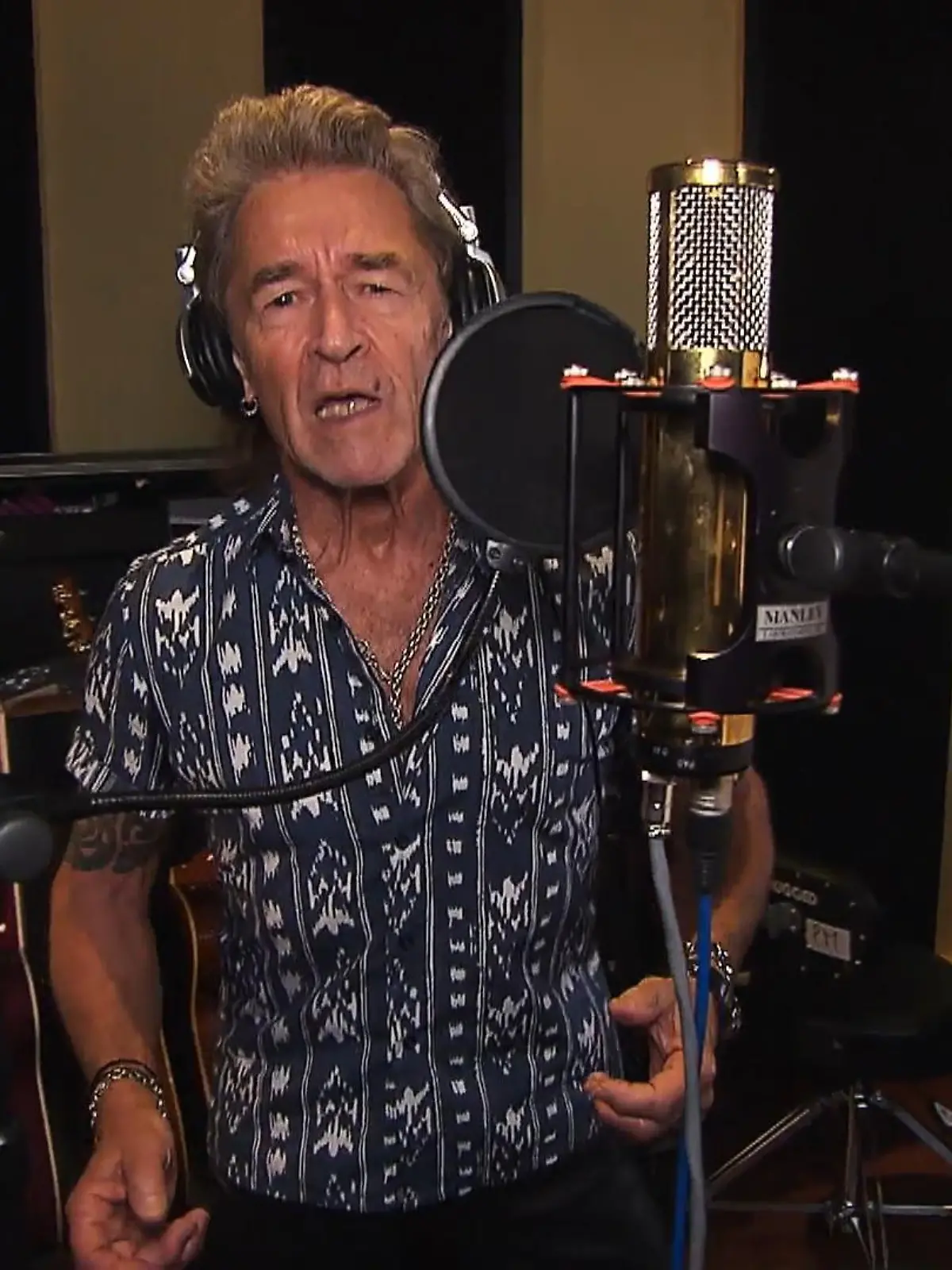 Peter Maffay im Tonstudio.