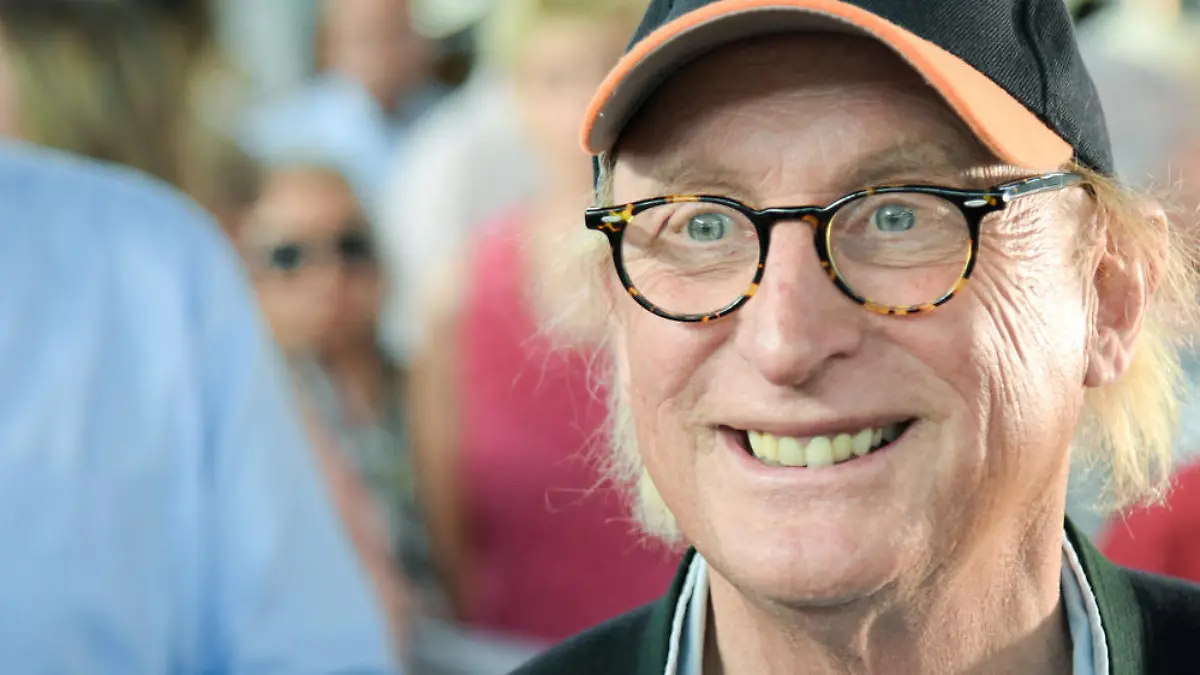 Otto Walkes verwandelt sich in Magier "Catweazle"