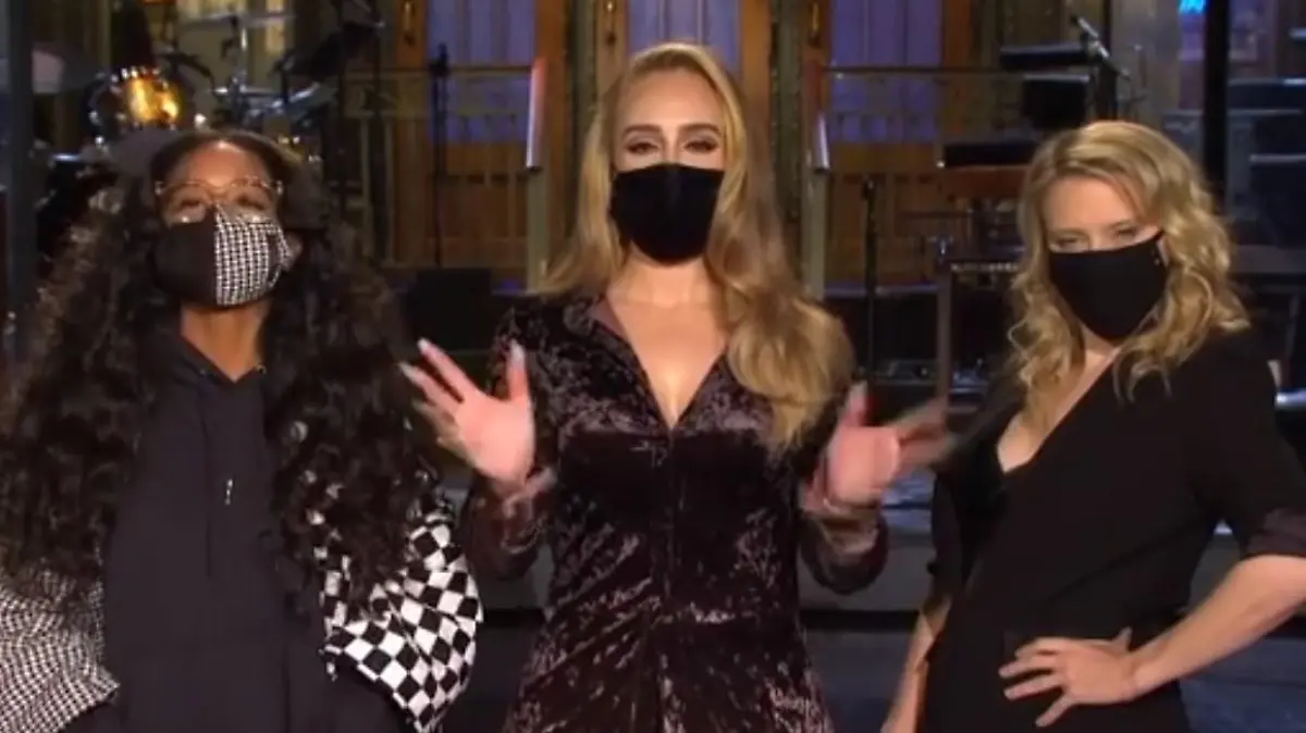 Adele feiert bei "Saturday Night Live" ihr TV-Comeback.