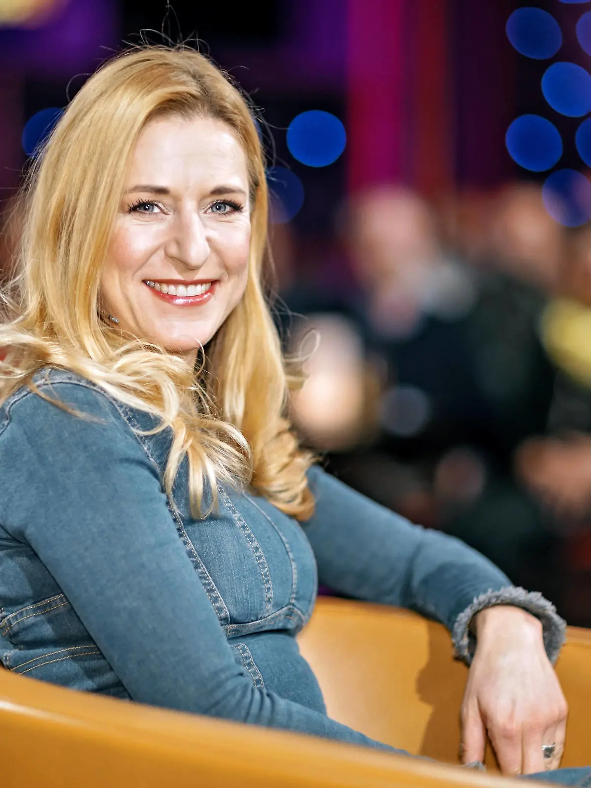 MDR - Riverboat. Sängerin Stefanie Hertel anläßlich der Aufzeichnung der MDR - Talkshow Riverboat am 27.01.2023 in der Mediacity Leipzig. 20230127SFL0026 *** MDR Riverboat singer Stefanie Hertel on the occasion of the recording of the MDR talk show Riverboat on 27 01 2023 in the Mediacity Leipzig 20230127SFL0026