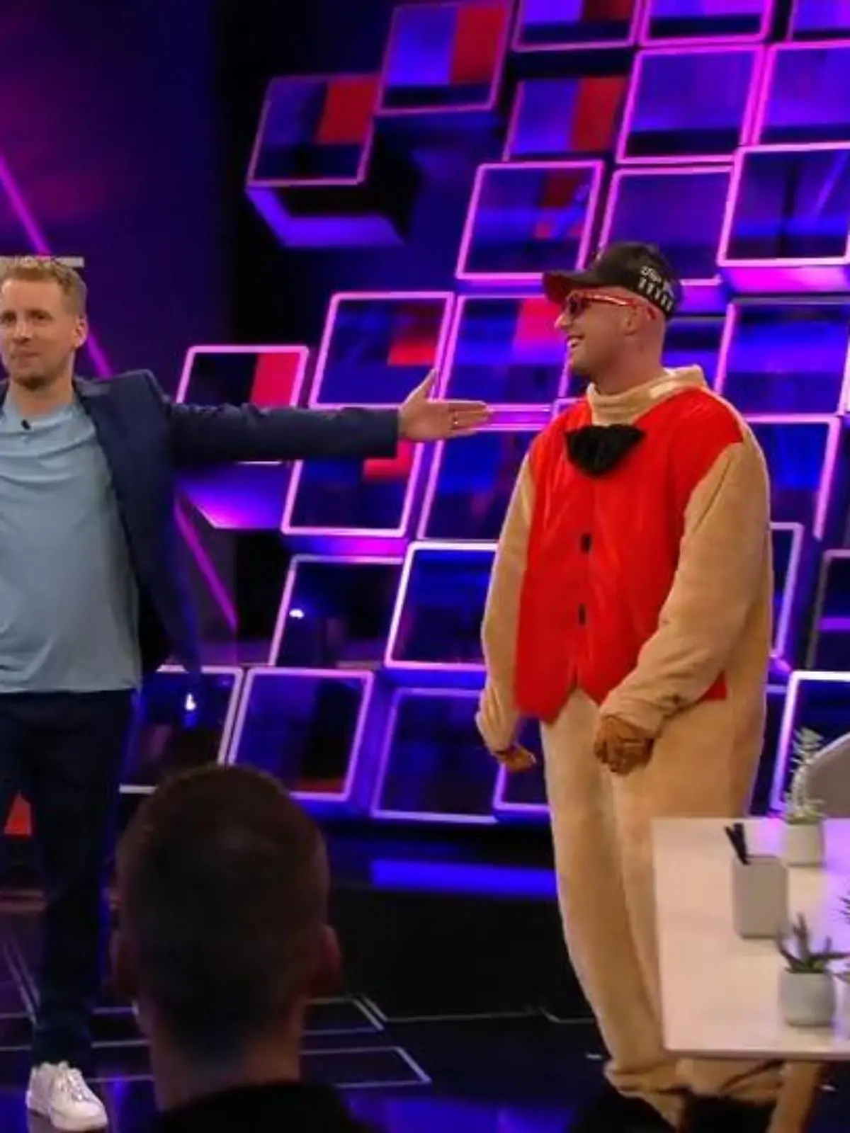Bild zu: "Dieser Star steckt unter der Maske"