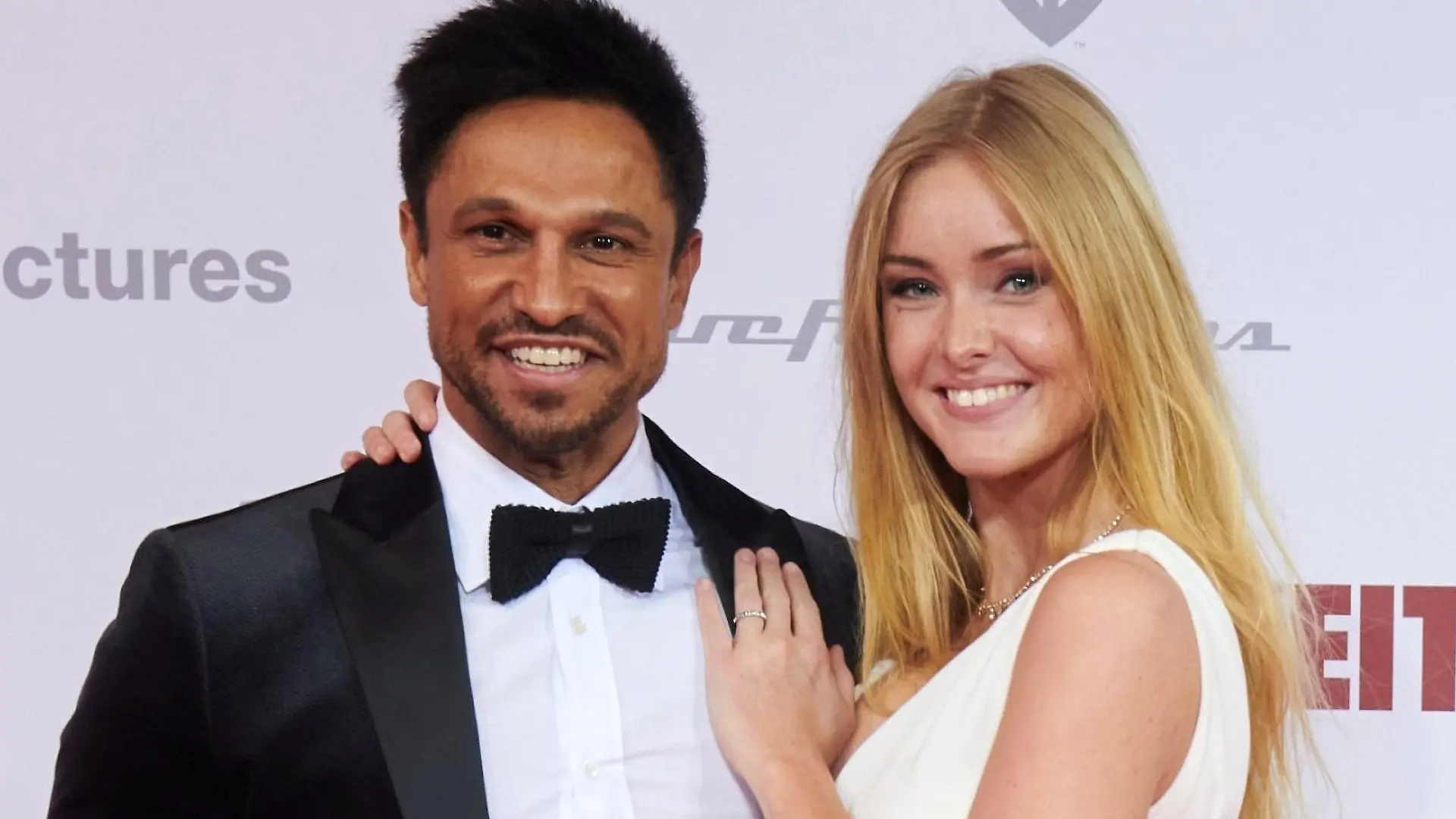 ARCHIV - 21.01.2020, Berlin: Daniel Aminati, Fernsehmoderator, kommt mit Patrice Eva Fischer zur Weltpremiere des Films «Die Hochzeit» im Zoo Palast. (zu dpa Daniel Aminati sagt Tournee wegen Schicksalsschlag ab) Foto: Annette Riedl/dpa +++ dpa-Bildfunk +++