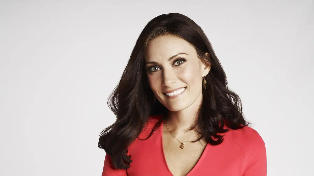 1. Staffel: Lauren (Laura Benanti)
