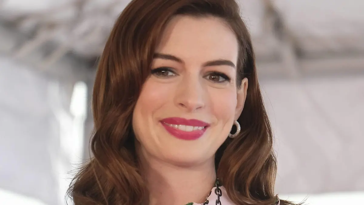May 9, 2019 - Los Angeles, California, U.S - Actress Anne Hathaway attends her star ceremony on the Hollywood Walk of Fame in the Category of Motion Pictures, on Thursday, May 9, 2019, in Los Angeles Los Angeles U.S. PUBLICATIONxINxGERxSUIxAUTxONLY - ZUMAc68_ 20190509_zaf_c68_033 Copyright: xRingoxChiux