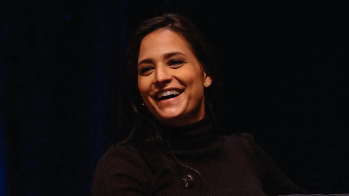 Amira Pocher bei den Podcast-Aufnahmen in Berlin.