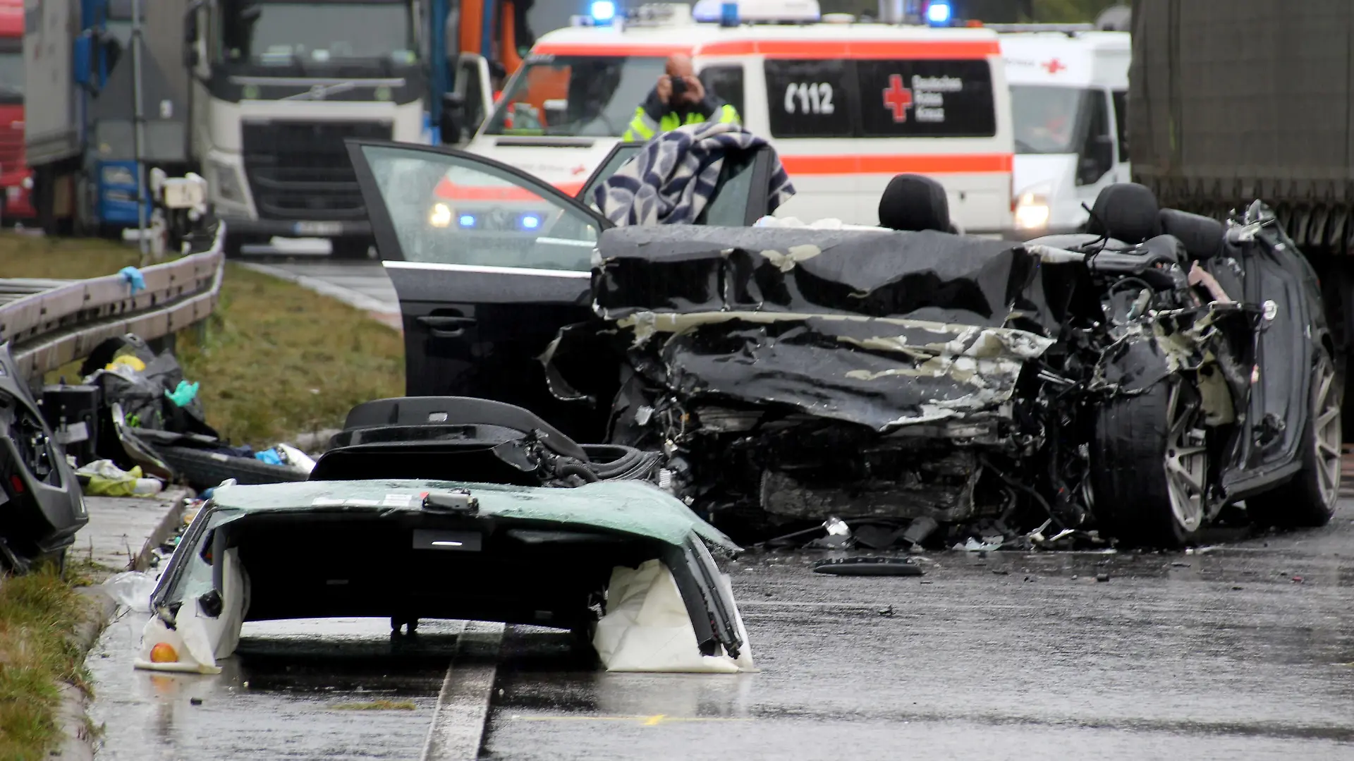 Schwerer Unfall auf der B31 zwischen Meersburg und Uhldingen-Mühlhofen