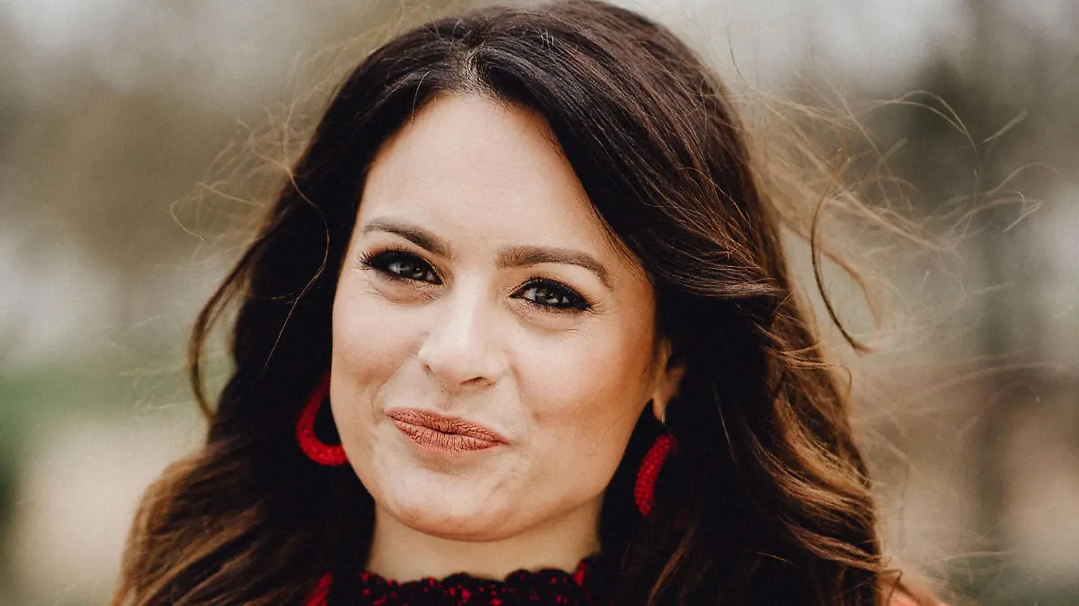 Unsere neue „Explosiv“-Moderatorin Leonie Koch ist Fan von Body Positivity.