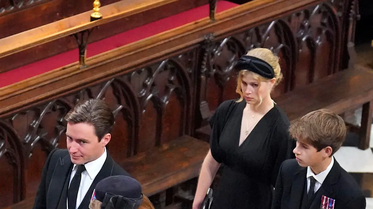 Members of the royal family, from left, from front, Princess Beatrice and Edoardo Mapelli Mozzi, Lady Louise Windsor and James, Viscount Severn arrive for the funeral service of Queen Elizabeth II at Westminster Abbey in central London, Monday Sept. 19, 2022. The Queen, who died aged 96 on Sept. 8, will be buried at Windsor alongside her late husband, Prince Philip, who died last year. (Dominic Lipinski/Pool via AP)