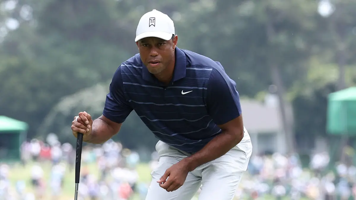 United States Tiger Woods on the 1st hole during the day 2 of the 2023 Masters golf tournament at the Augusta National Golf Club in Augusta, Georgia, United States, on April 7, 2023. Noxthirdxpartyxsales PUBLICATIONxNOTxINxJPN 215378854