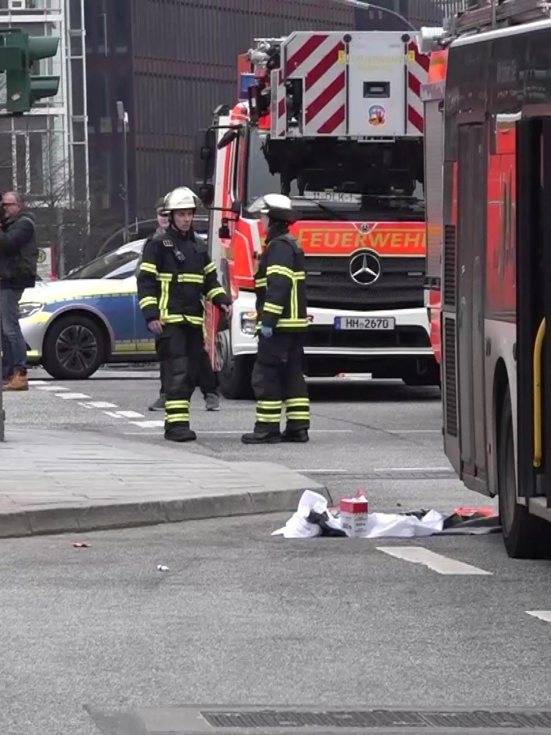 Die Polizei war mit einem Großaufgebot vor Ort.