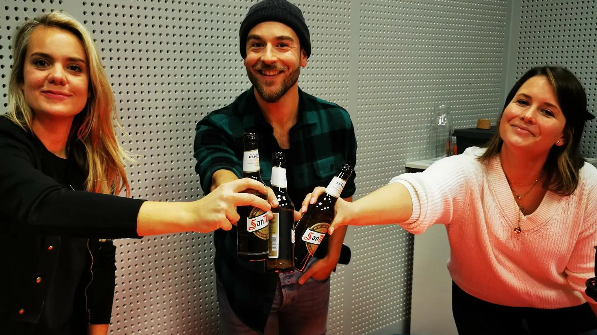 Eric Schroth und Gaybe begrüßen Ricarda Hofmann in der neuen Podcast-Folge.