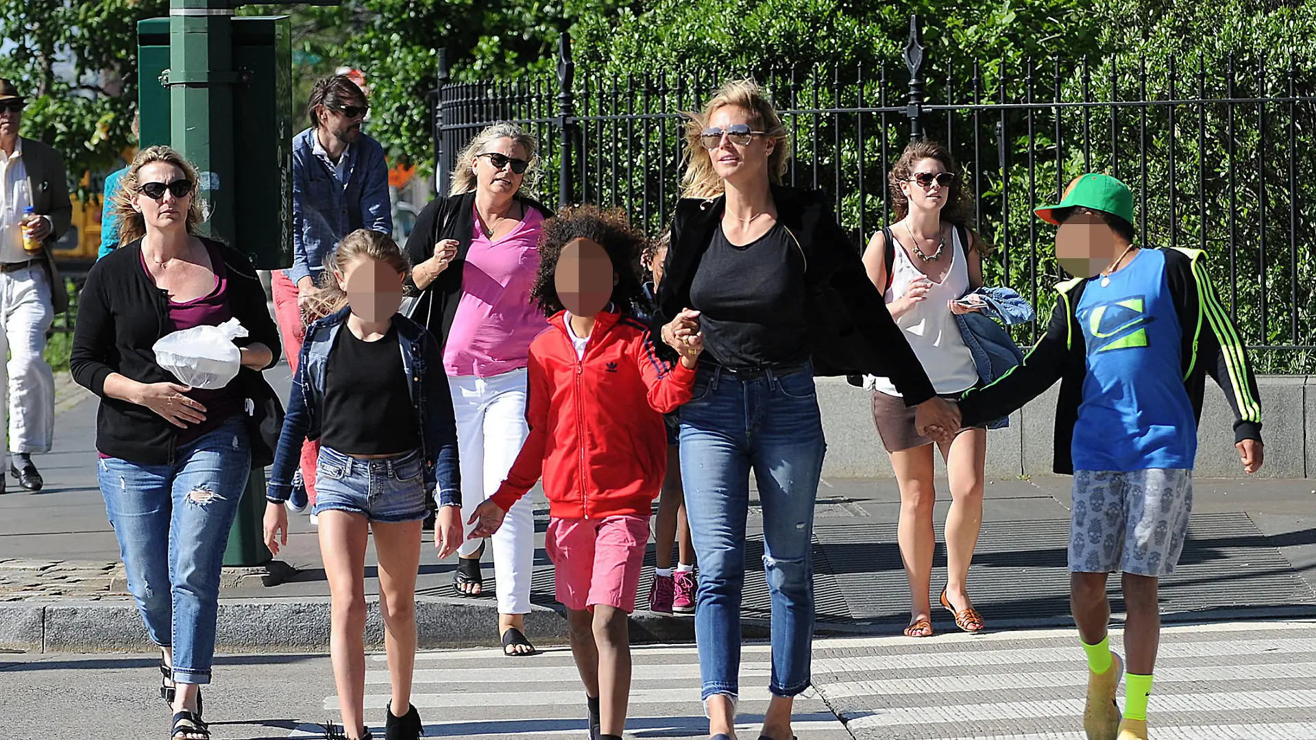Heidi Klum and her children walk home from having lunch in downtown, New York City. The model had lunch with her Mother Erna Klum and her children Leni, Helene, Lou, Henry, and Johan. The model and her brood walked along the waters edge on the west side highway to a playground. It was a windy day today in New York City, New York.
<P>
Pictured: Heidi Klum and her children
<B>Ref: SPL1299154 090616 </B><BR/>
Picture by: Jason Winslow / Splash News<BR/>
</P><P>
<B>Splash News and Pictures</B><BR/>
Los Angeles: 310-821-2666<BR/>
New York: 212-619-2666<BR/>
London: 870-934-2666<BR/>
photodesk@splashnews.com<BR/>
</P>
