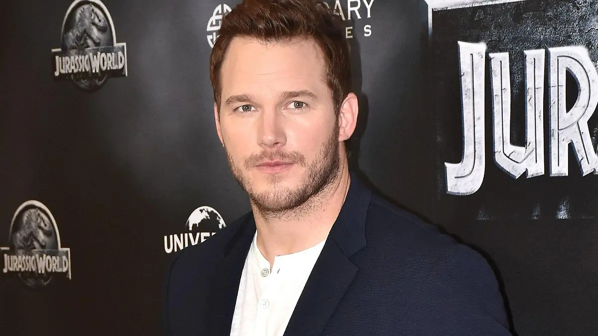 Chris Pratt, der Hauptdarsteller beim Jurassic World Photocall am 1.06.2015 in Berlin Jurassic World Photocall in Berlin, 2015 PUBLICATIONxINxGERxSUIxAUTxONLYChris Pratt the Main actors the Jurassic World photo call at 1 06 2015 in Berlin Jurassic World photo call in Berlin 2015 PUBLICATIONxINxGERxSUIxAUTxONLY